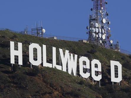 好莱坞地标遭恶搞 变hollyweed