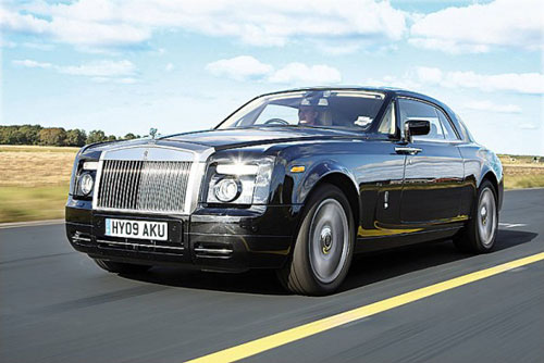 劳斯莱斯幻影coupe双门轿跑yan沿袭家族脸谱飞天