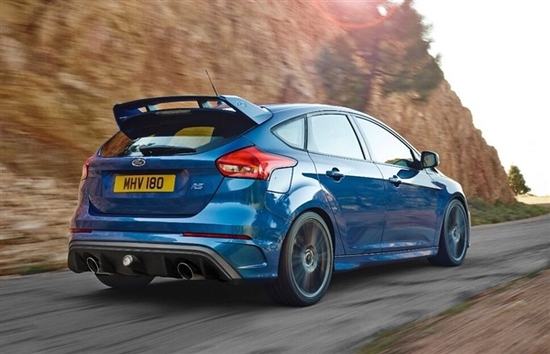 新福克斯RS即将入华:加速完爆高尔夫GTI[图]_