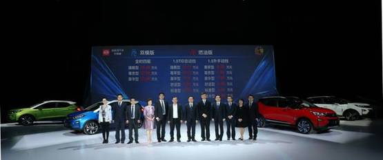 C:\Users\Administrator\Desktop\新建文件夹 (5)\大合影.jpg