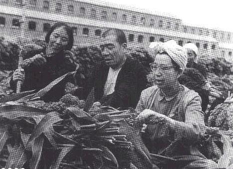 妻子<em>儿女</em>眼中<em>陈永贵</em>︰当不当副总理无碍人格魅