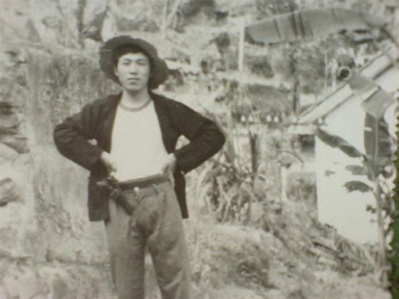波霸嫩模松果儿图片