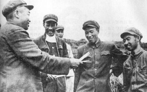 秦卫江_最牛军长砸酒店图片_最牛军长-生活资讯网