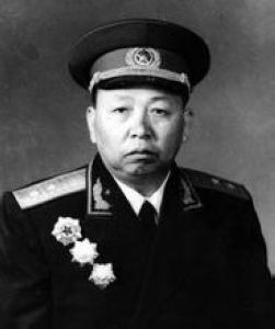 哪位开国将军<em>许世友</em>最佩服 文革中成华国锋恩