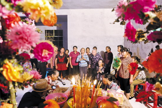 来粤北第一村唱<em>月姐</em>歌饮堆花酒_金羊网文化