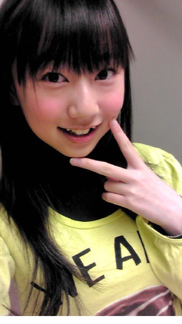 天生的美:日本<em>虎牙妹</em>走红网络(图)