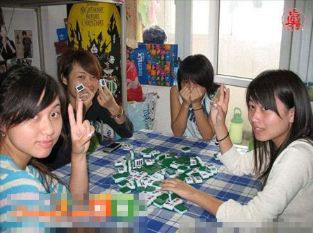 疯狂的大学<em>女生寝室</em>【组图】