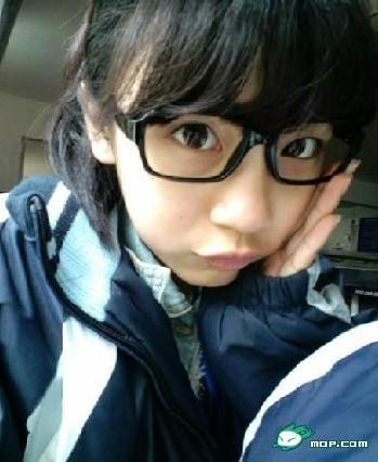 <em>清纯妹纸</em>校服诱惑【组图】_教育_金羊网