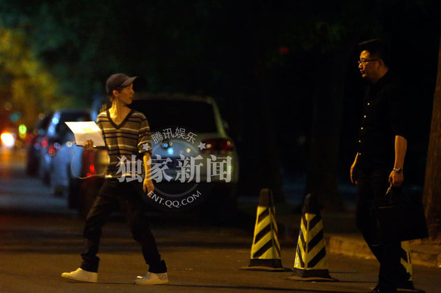 郭敬明瘦到皮包骨容颜憔悴 被疑穿内增高(组图)