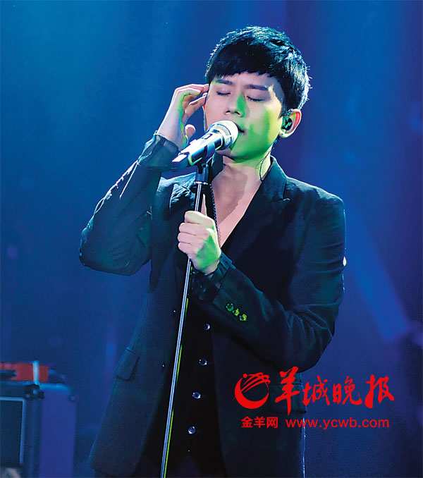 《我是歌手2》第八期张杰首度夺冠