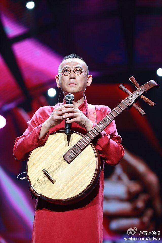 《出彩中国人》冯满天夺冠 李连杰落泪