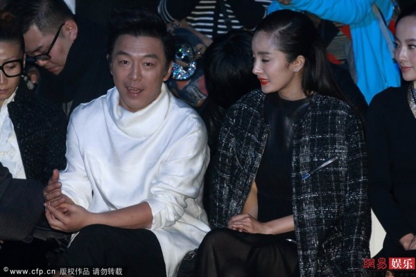 网曝 黄渤 陪 妻子在美待产  二胎即将出生_金羊网