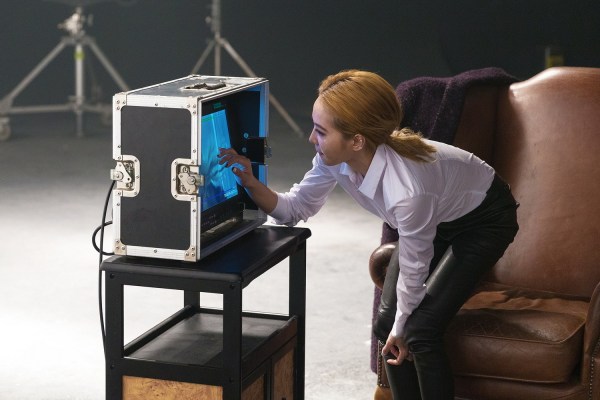  蔡依林新歌 《 第三人称 》MV网易云音乐首播_