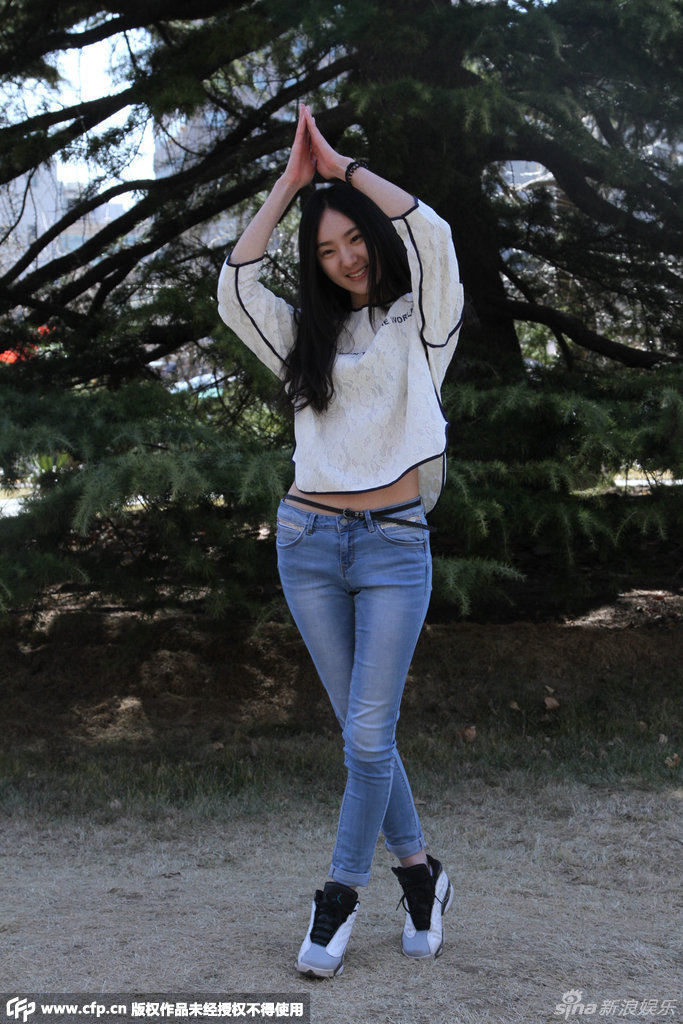 <em>北影</em>艺考<em>美女</em>云集 翩翩起舞秀曼妙身姿 - 金羊