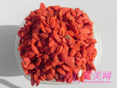 养生保健:枸杞子泡水喝有4大养生功效_金羊网