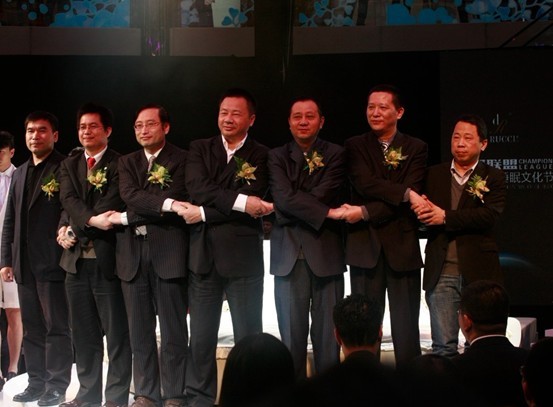 雷士内讧再掀连锁反应 冠军联盟力挺吴长江