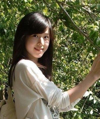 奶茶妹妹将出演<em>电影</em>《左耳》 小天被批着装太