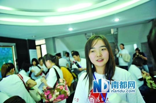 本科生当兵待遇_本科生当兵收入(2)