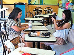  东莞长安首家麦当劳关门 引市民开车前去忆青春(图)