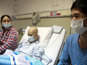  湛江初中生患淋巴瘤幸与哥哥骨髓配型成功 手术费尚差18万