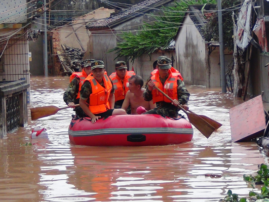  惠州科学抗洪确保人民生命财产安全