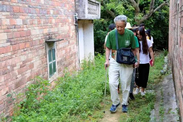 粤恤孤学会230名志愿者廉江访贫入户家访核查精准助学 粤恤孤学会230名志愿者廉江访贫入户家访核查精准助学