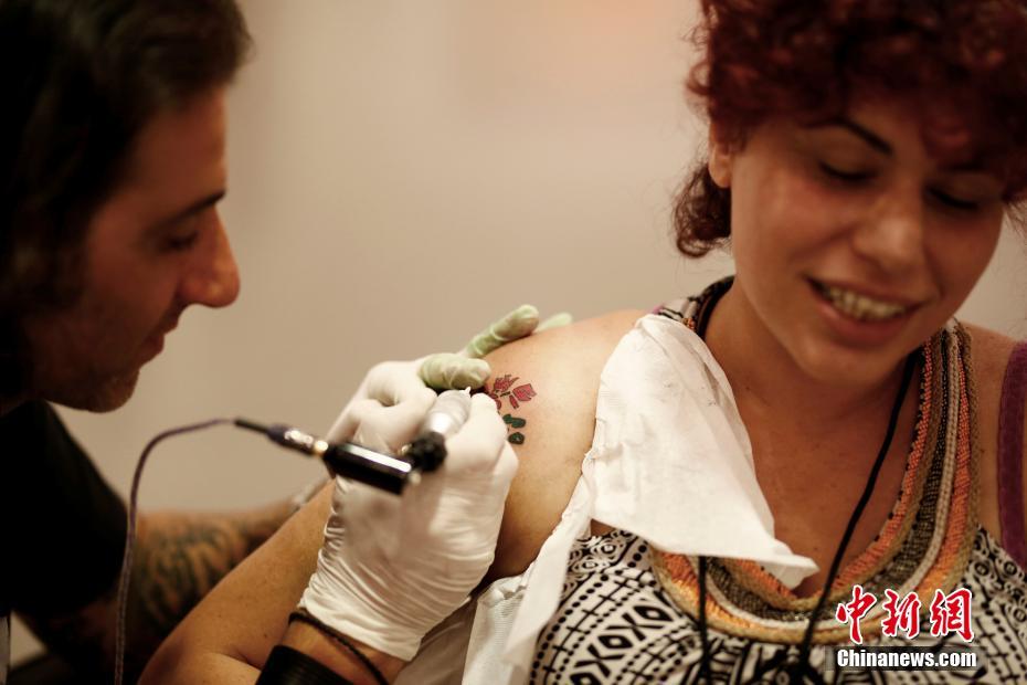 以色列博物馆推出“治愈墨水”项目 “纹补”身心创伤