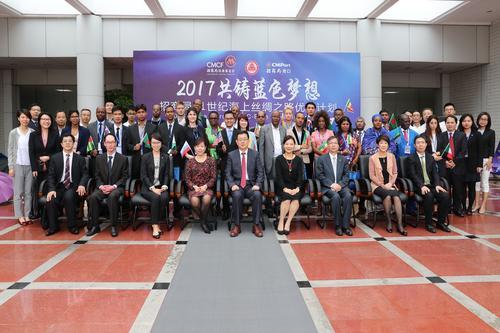 13个国家的29名港航专业人员齐聚深职院