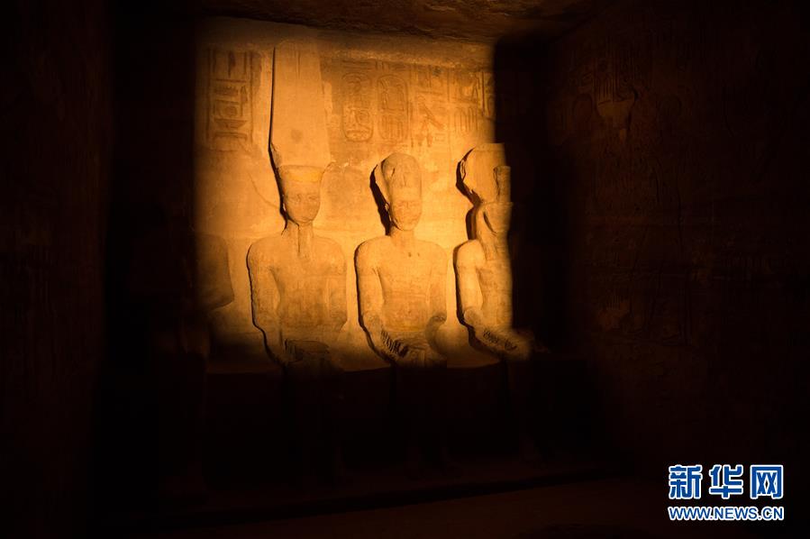 日光节奇迹闪耀埃及阿布·辛拜勒神庙