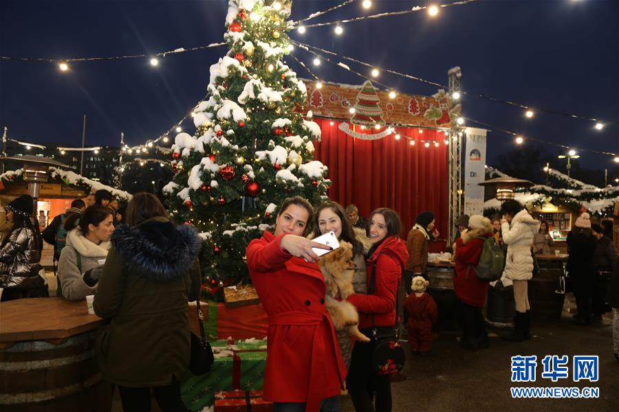 保加利亚首都索非亚圣诞节气氛渐浓