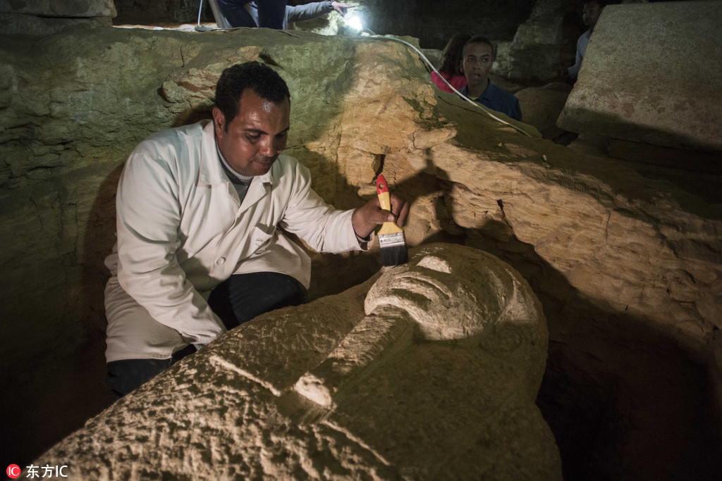 埃及开罗南部发现大型墓地 距今3000年现众多宝藏