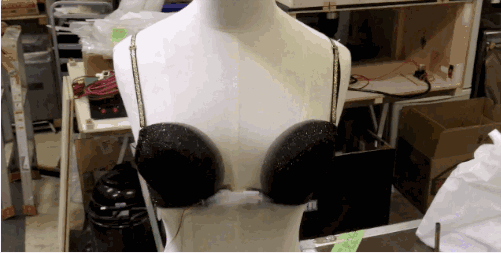 <em>日本</em>人发明高科技<em>文胸</em> 遇到<em>真爱</em>自动解开_金羊