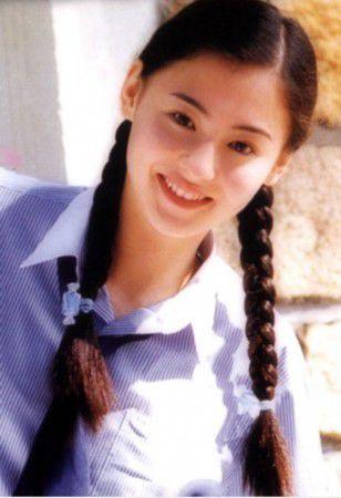 陈德容张柏芝朱茵 港台女星少女时期美得不可方物