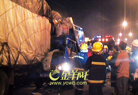 深圳北环车祸图片