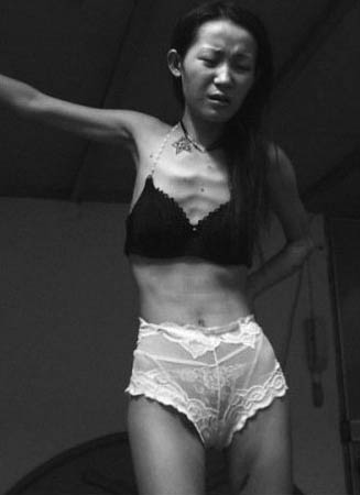 最底层吸毒女的真实生活(组图)--金羊网