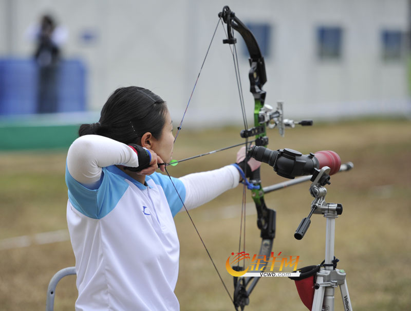 <em>女子射箭</em>巾帼风采【高清组图】--金羊网