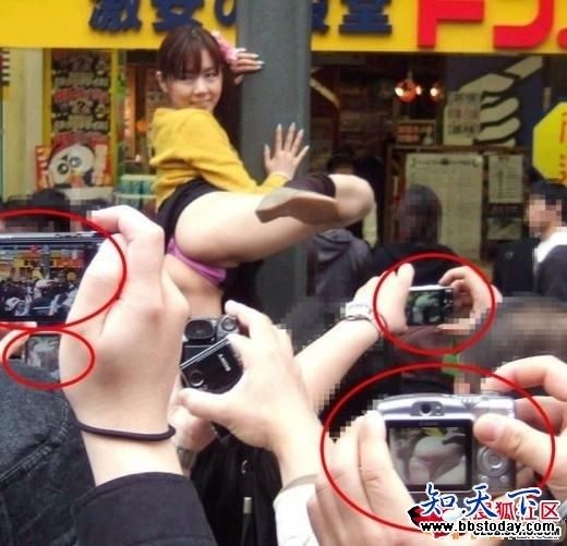 日街头美女的无耻行为