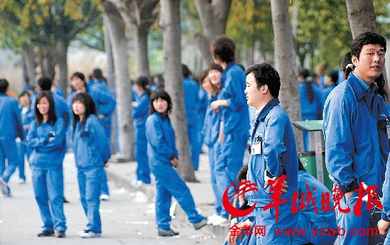 因<em>招工</em>压力 东莞男工逐渐受宠数量看齐<em>女工</em> 招