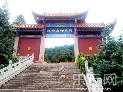 灵照寺方丈遇害留474万遗产 女儿起诉争继承权
