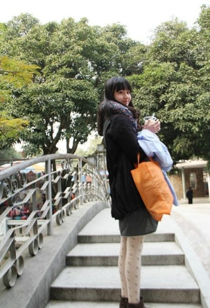 <em>南航大一女生陈都灵</em>图片_喝小酒的网摘