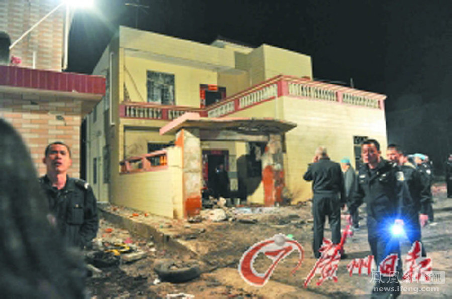湛江年初四爆炸案现场 曾腾起 蘑菇云