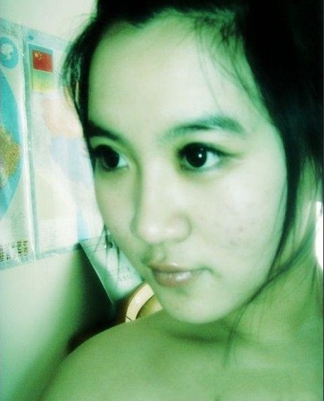 网传<em>李天一与女友</em>开房艳照曝光