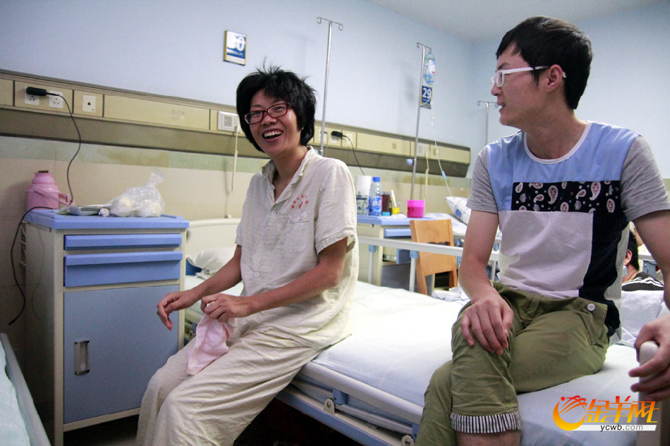 安徽草根公益人带 舞蹈症 流浪女来穗求医 治疗