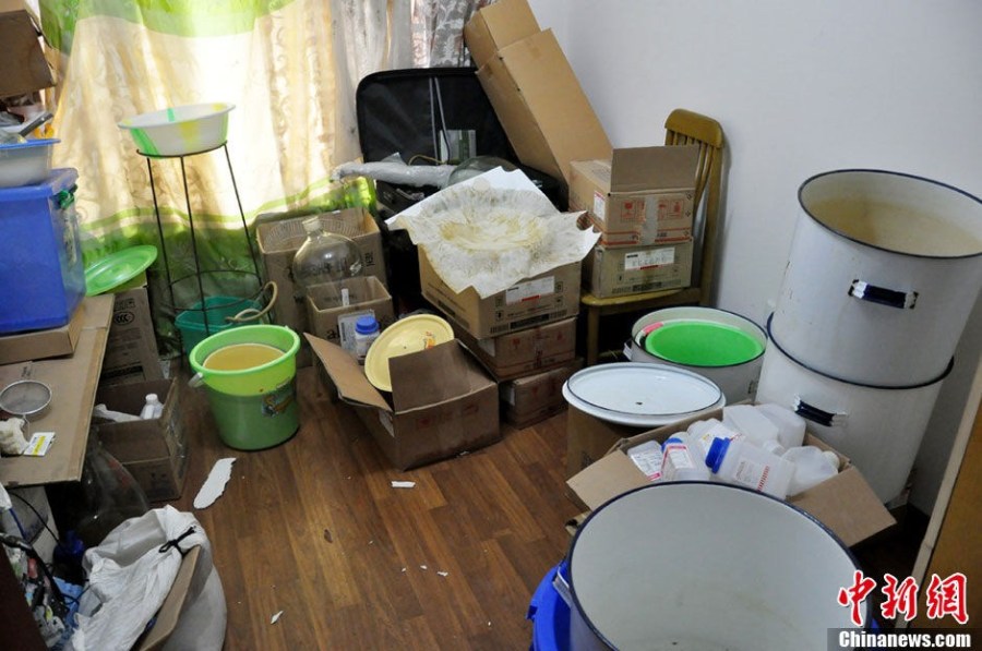 成都禁毒百日抓获毒贩390余人 抓捕现场曝光(组图)