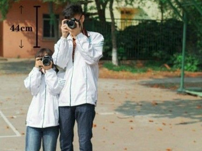 大学情侣刷新<em>最萌身高差</em>记录 <em>身高差</em>44CM_金