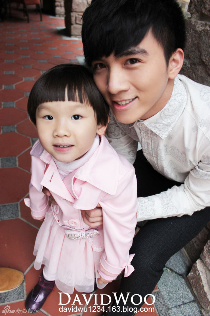 18岁<em>最萌</em>年龄差<em>兄妹</em>走红