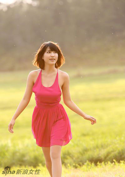 日本性感女神岸明日香a盔甲盔甲大片美胸傲人风情性感卷轴上古5骷髅mod图片