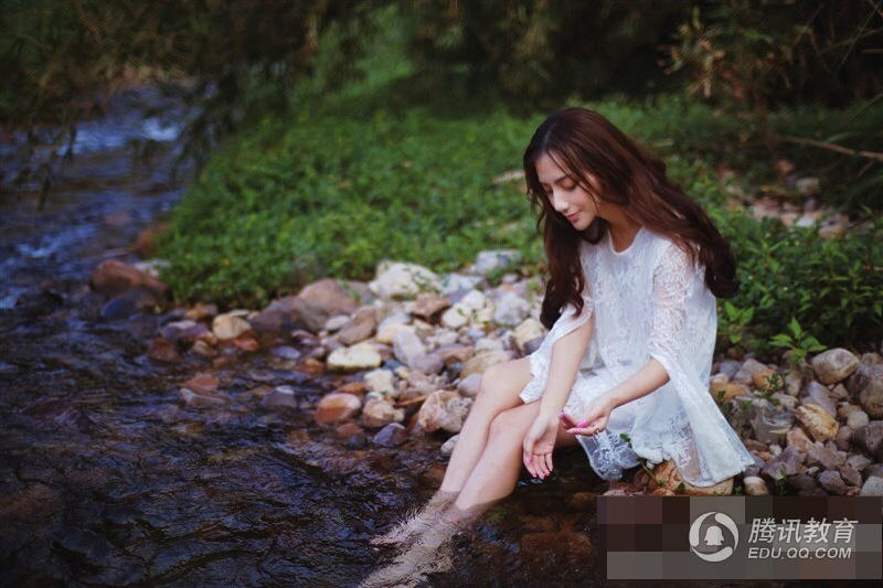 <em>福建</em>师范大学<em>校花</em>姝<em>雯</em>中俄混血 美到令人窒息