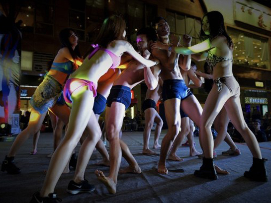 河南取消农业与非农业户口区分 统一为居民户口