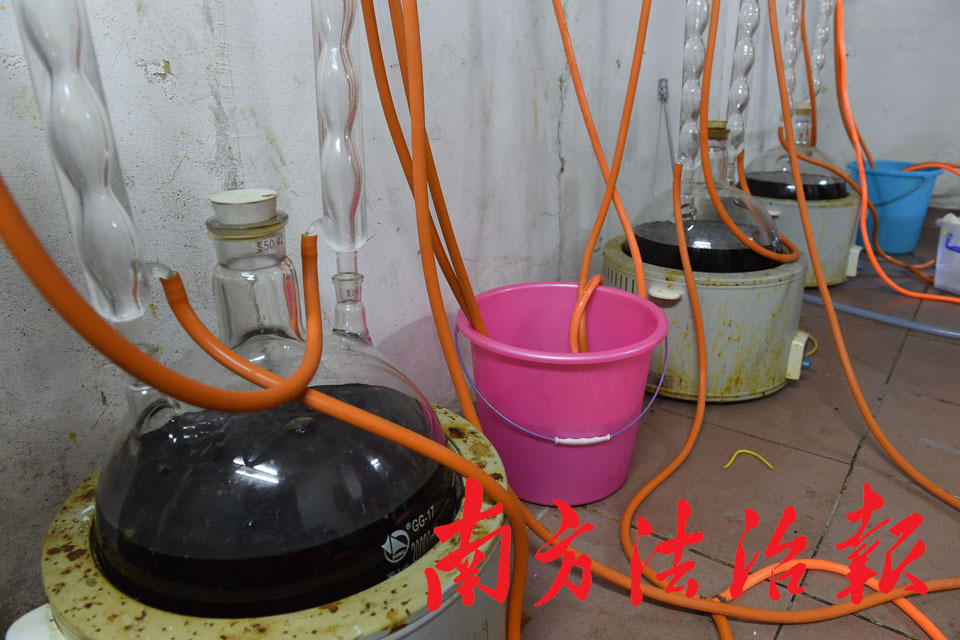 现实版绝命毒师广州落网 收学费40万元